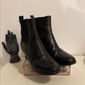 Max mara Black Ankle Boots Pre owned